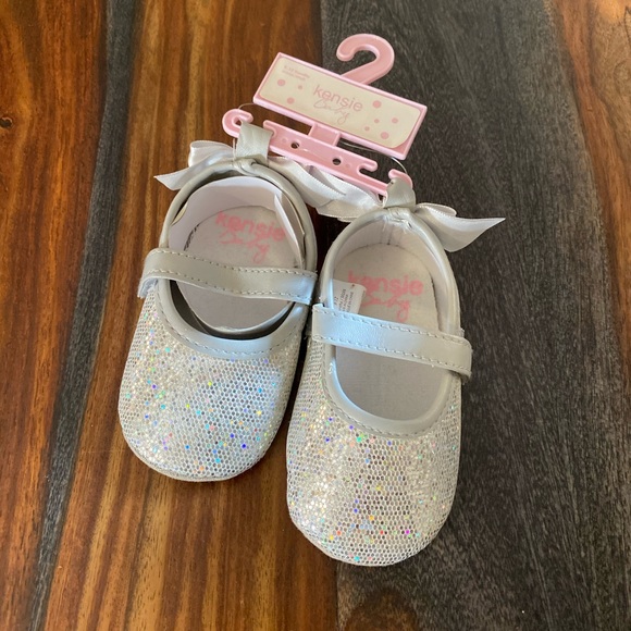 sparkly baby shoes